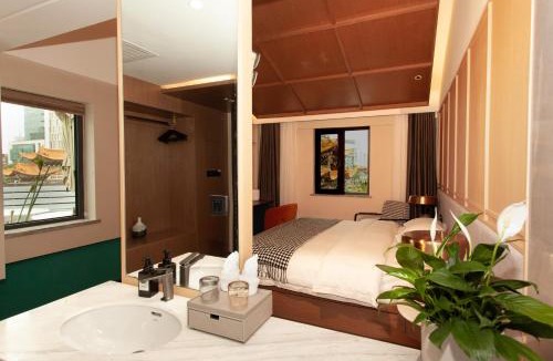 Kunming City Centre Hotel | 昆明金阆苑酒店 南屏步行街金马碧鸡坊店