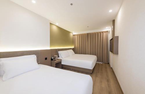 Beijing Central Business District Hotel | 朝外MEN轻奢酒店d