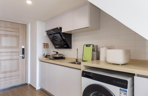 Donghu District Apartment | 来咖民宿酒店海口保利中央海岸店