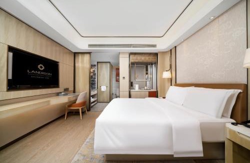 Yuhang Qu Hotel | 杭州临平艺尚雷迪森广场酒店
