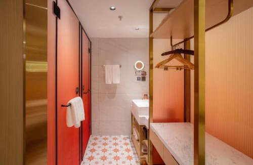 Hangzhou Hotel | 杭州城市西游里酒店