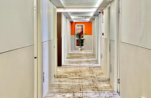Pudong Hotel | 林曦雅居酒店 迪士尼乐园店 Linxi Yaju Hotel Shanghai Free Airport Pick-up & Drop-off & Disneyland Shuttle, full smart home facilities in all rooms, 24-hour front desk service, Disneyland shuttle service available for all guests
