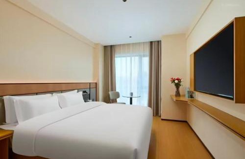 Weicheng District Hotel | 柏纳s酒店西安咸阳国际机场王府井奥莱店