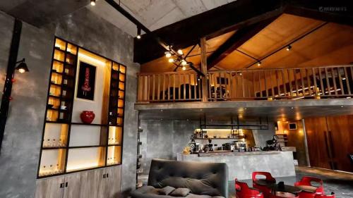 Bijie Apartment | 栖兮 花涧听雨