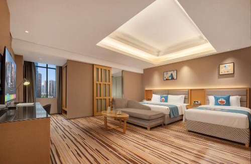 Donghu Qu Hotel | 格林缦旅大酒店八一广场一附院店