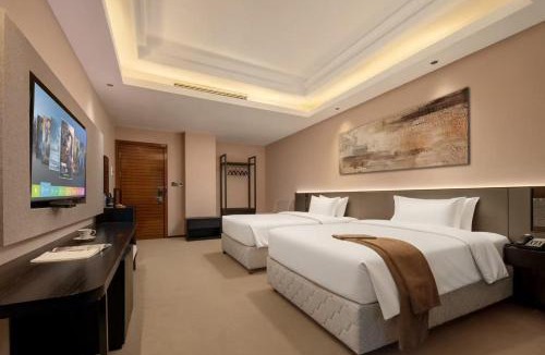 Donghu Qu Hotel | 格林缦旅大酒店八一广场一附院店