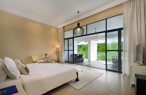 Ten Mile Gallery Hotel | 桂林阳朔诗与远方SYYF Riverside Courtyard Hotel Yangshuo Ten-Mile Gallery Yulong River