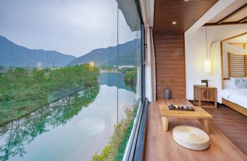 Tongren House | 梵净山行驿揽月台民宿