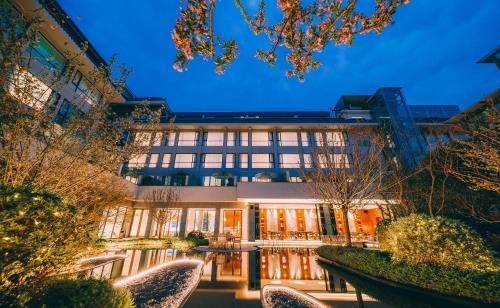 Shuangliu District Hotel | 棠湖悠泊豪庭酒店