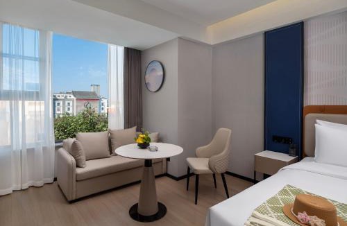 Qiaocheng Qu Hotel | 欢漫酒店-亳州康美中药城店