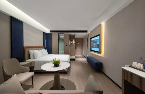 Qiaocheng Qu Hotel | 欢漫酒店-亳州康美中药城店