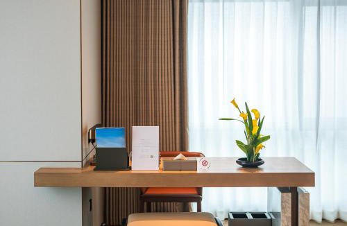 Hongshan Hotel | 武汉光谷格兰云天国际酒店
