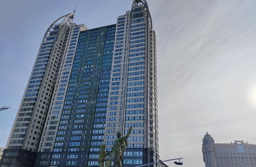 Dao Li Apartment | 比邻中央大街江景公寓 楼下松花江 索道 地铁 防洪纪念塔