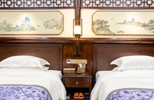 Xiangxi House | 水云涧客栈芙蓉镇景区店