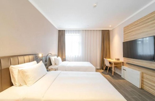 Fengtai Hotel | 汉庭北京云岗路酒店