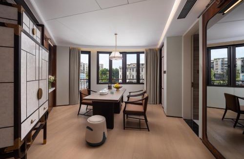 Jinping Qu Hotel | 汕头Diotel皇后酒店