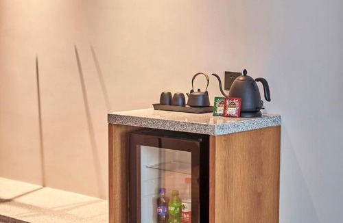 Jianghai Qu Hotel | 江门三木里酒店-江海站外海大桥近中山古镇