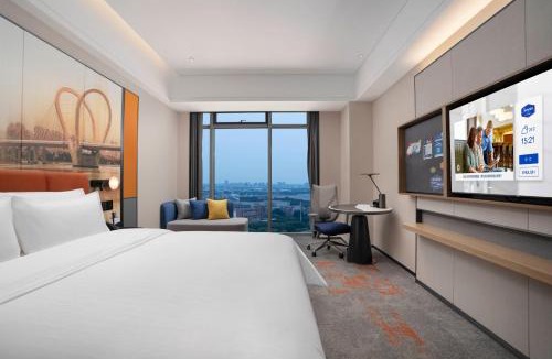 Zhangshi Develop Zone Hotel | 沈阳铁西财富中心希尔顿欢朋酒店