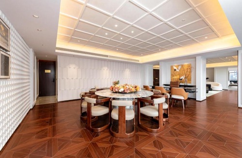 Lixia District Hotel | 济南环贸格兰云天国际酒店