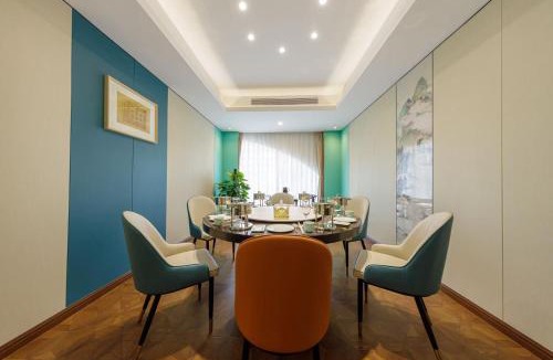 Lixia District Hotel | 济南璞秀酒店-山东师范大学千佛山店Cultural Experience Hotel