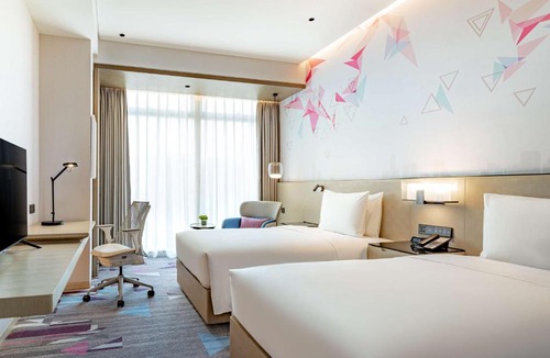Shajing Hotel | 深圳国际会展中心希尔顿花园酒店 前海华发冰雪世界店 Hilton Garden Inn Shenzhen World Exhibition & Convention Center Qianhai Snow World