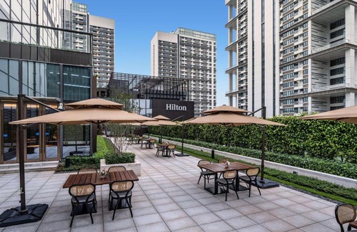 Shajing Hotel | 深圳国际会展中心希尔顿酒店 前海华发冰雪世界店 Hilton Shenzhen World Exhibition & Convention Centre Qianhai Snow World