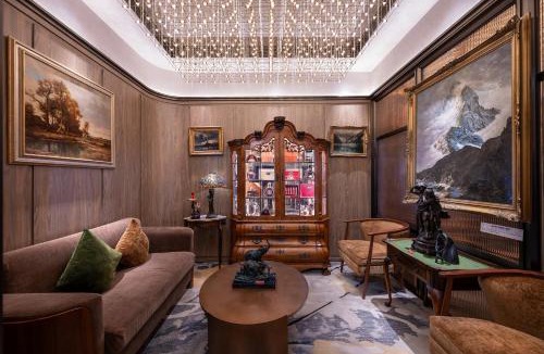 Zhifu Hotel | 烟台滨海广场桔子水晶酒店