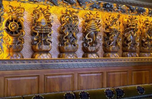 Shangri-La House | 熙和隐居晨雾松赞藏艺民宿松赞林寺店