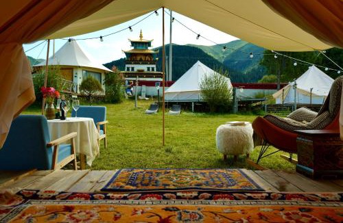 Dawu County Bed & Breakfast | 玉科因喀庄园Yinka Manor