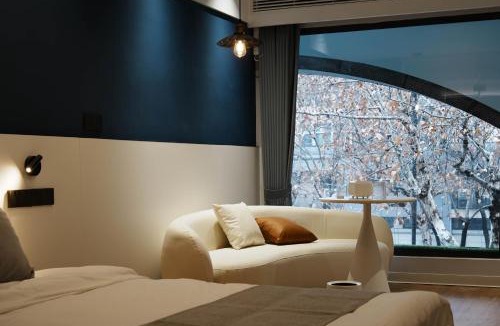 Qinghefang Old Street Hotel | 画舍 Colorstory Hotel