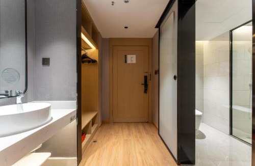 Enshi Hotel | 白玉兰商务酒店恩施火车站机场店