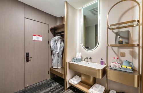 Sartu District Hotel | 百湖城市酒店