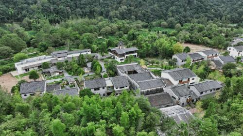Yi County Hotel | 祁门文堂无名初酒店
