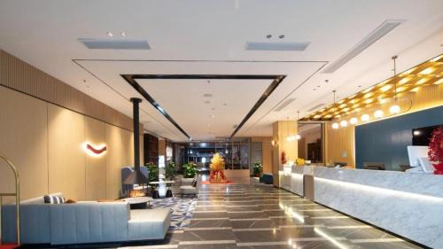 Haikou Hotel | 索菲悦酒店 海口骑楼老街日月广场免税店