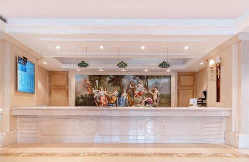 Liunan District Hotel | 维也纳国际酒店广西柳州高铁站柳南万达广场店