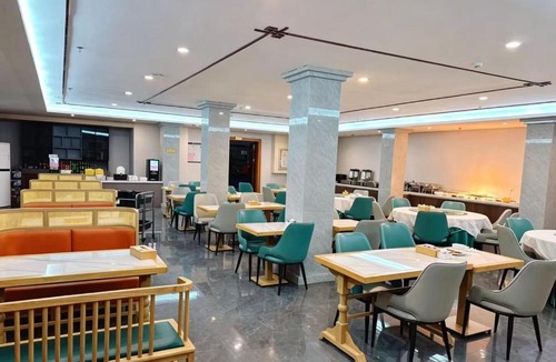 Shijingshan Hotel | 维也纳酒店北京万达首钢园东八角游乐园地铁站店