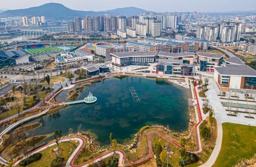 Zitong County Hotel | 绵阳梓潼崇文半月万信至格酒店