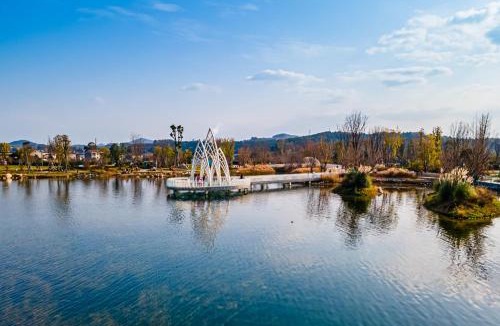Zitong County Hotel | 绵阳梓潼崇文半月万信至格酒店