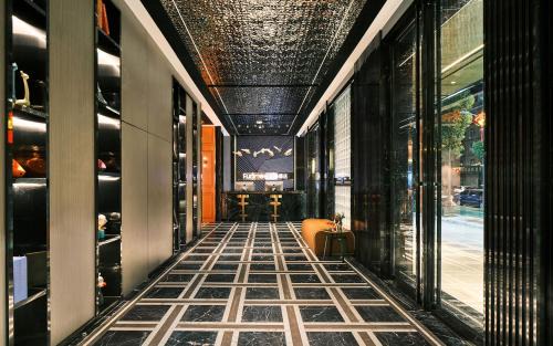Yueyanglou District Hotel | 美宿欢漫酒店南湖风景区店