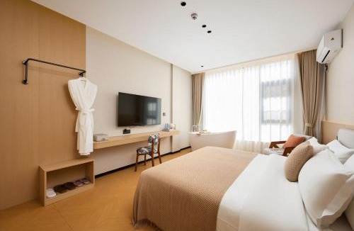 Yinhai Hotel | 花筑北海木海谣酒店