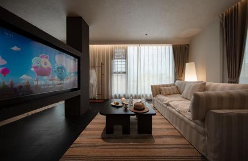 Yinhai Hotel | 花筑北海自在树度假酒店