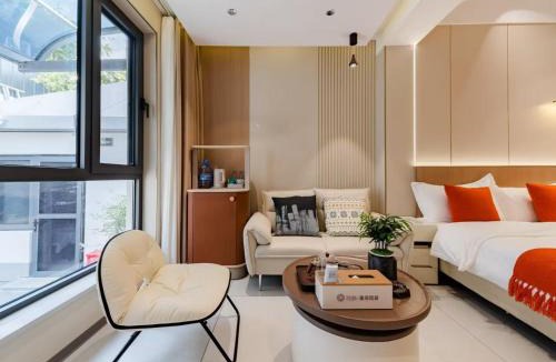 Tai'an House | 花筑素羽简居民宿泰山景区红门登山口店