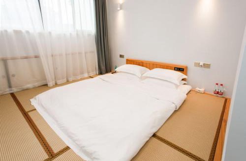 Suzhou Old Town Hotel | 花筑苏州前堂后院
