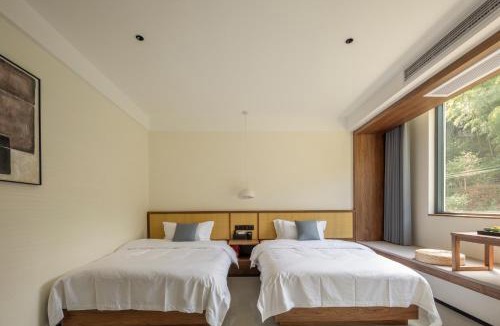 Huangshan Hotel | 花筑黄山仙都云庐民宿汤口南大门店