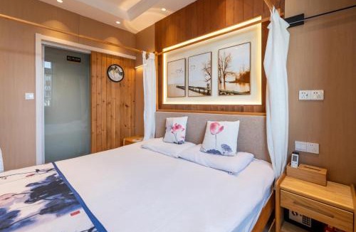 Suzhou Old Town House | 苏州枕窗听雨客栈平江路店 Homestay