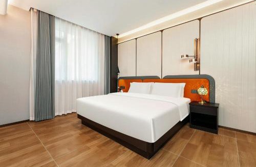 Jinghong Hotel | 西双版纳沐江南酒店