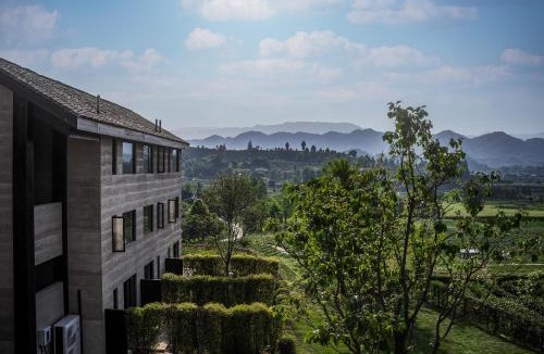 Chengdu Hotel | 邛崃桐去夹关里