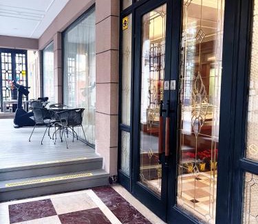 Baoshan Hotel | 邻江壹号国际邮轮酒店