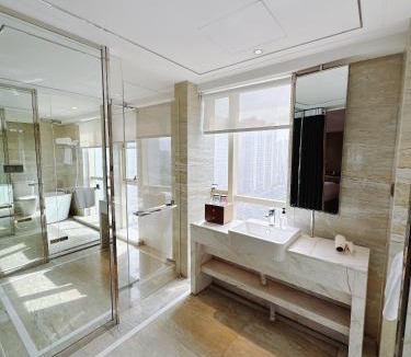 Zhongyuan District Hotel | 郑州豪锦汇酒店 Zhengzhou Haojinhui Hotel