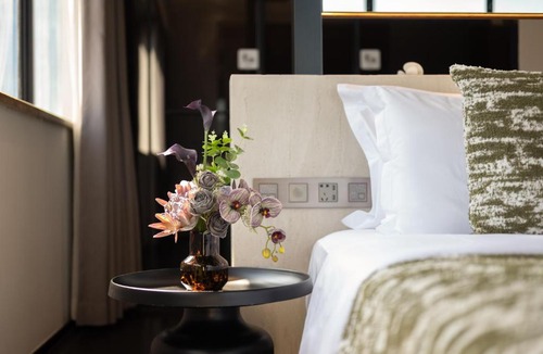 Yuzhong Hotel | 重庆千合智选高空酒店-解放碑洪崖洞店-Chongqing Qianhe Zhixuan High altitude Hotel - Monument to the People's Liberation Hongyadon